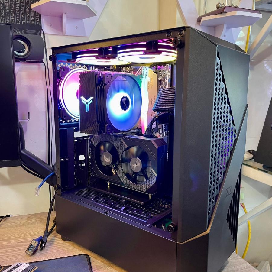 PC GAMING 02